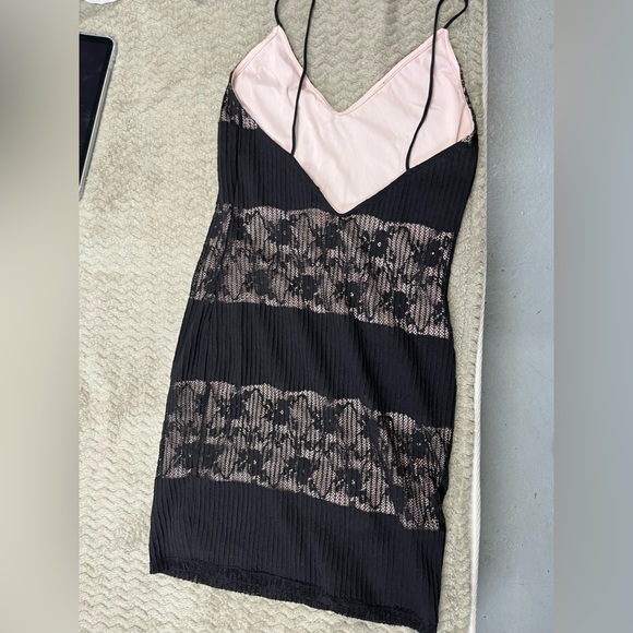 Dynamite dress - Picture 2 of 3